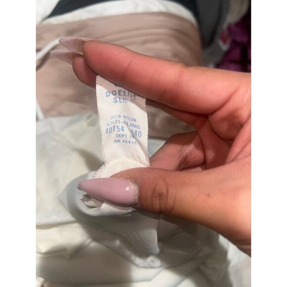 Vintage Sears Slip Dress Made in USA off white size 40 "The doesn't Slip" - Picture 6 of 6